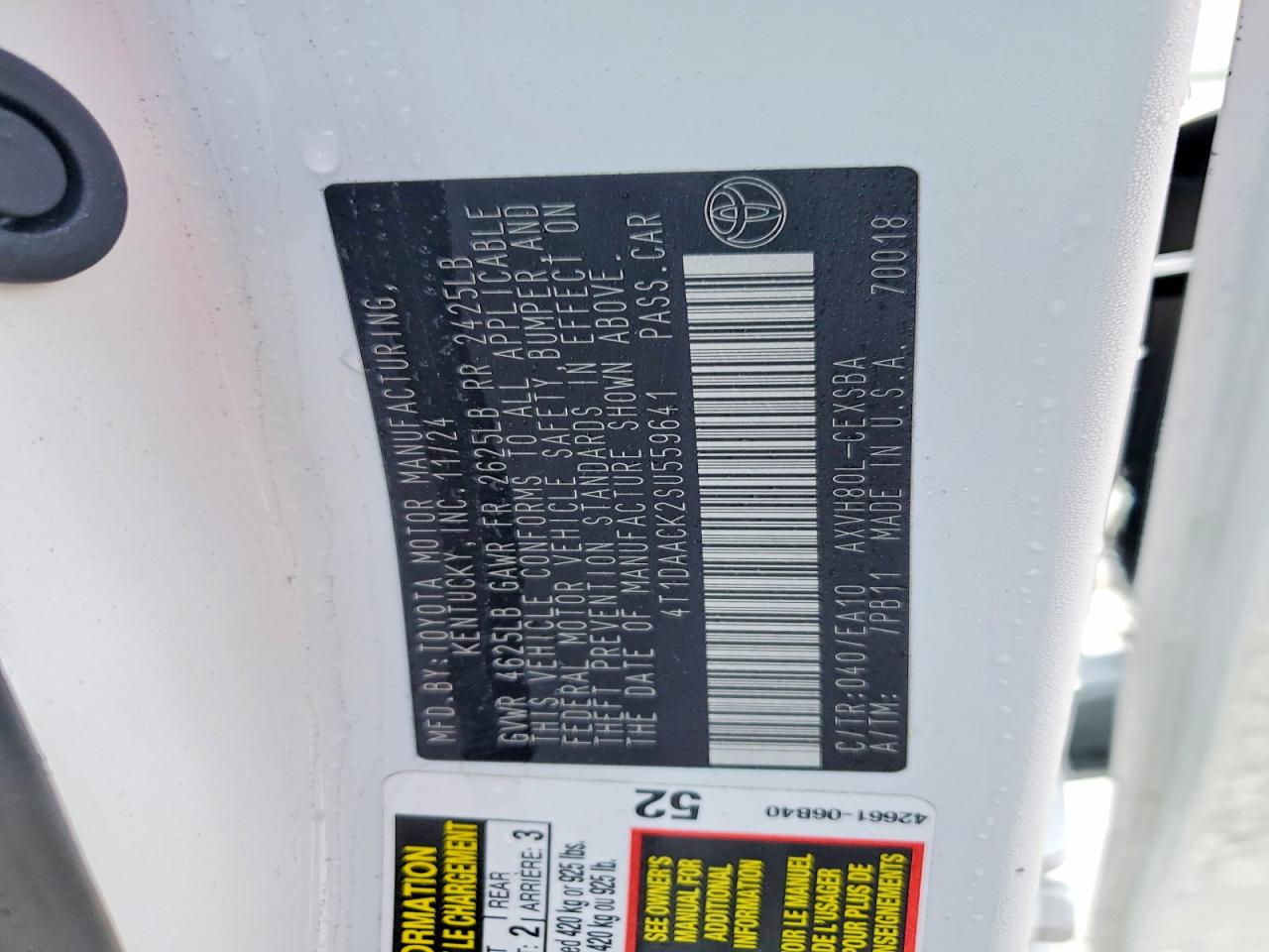 2025 TOYOTA CAMRY photo 23