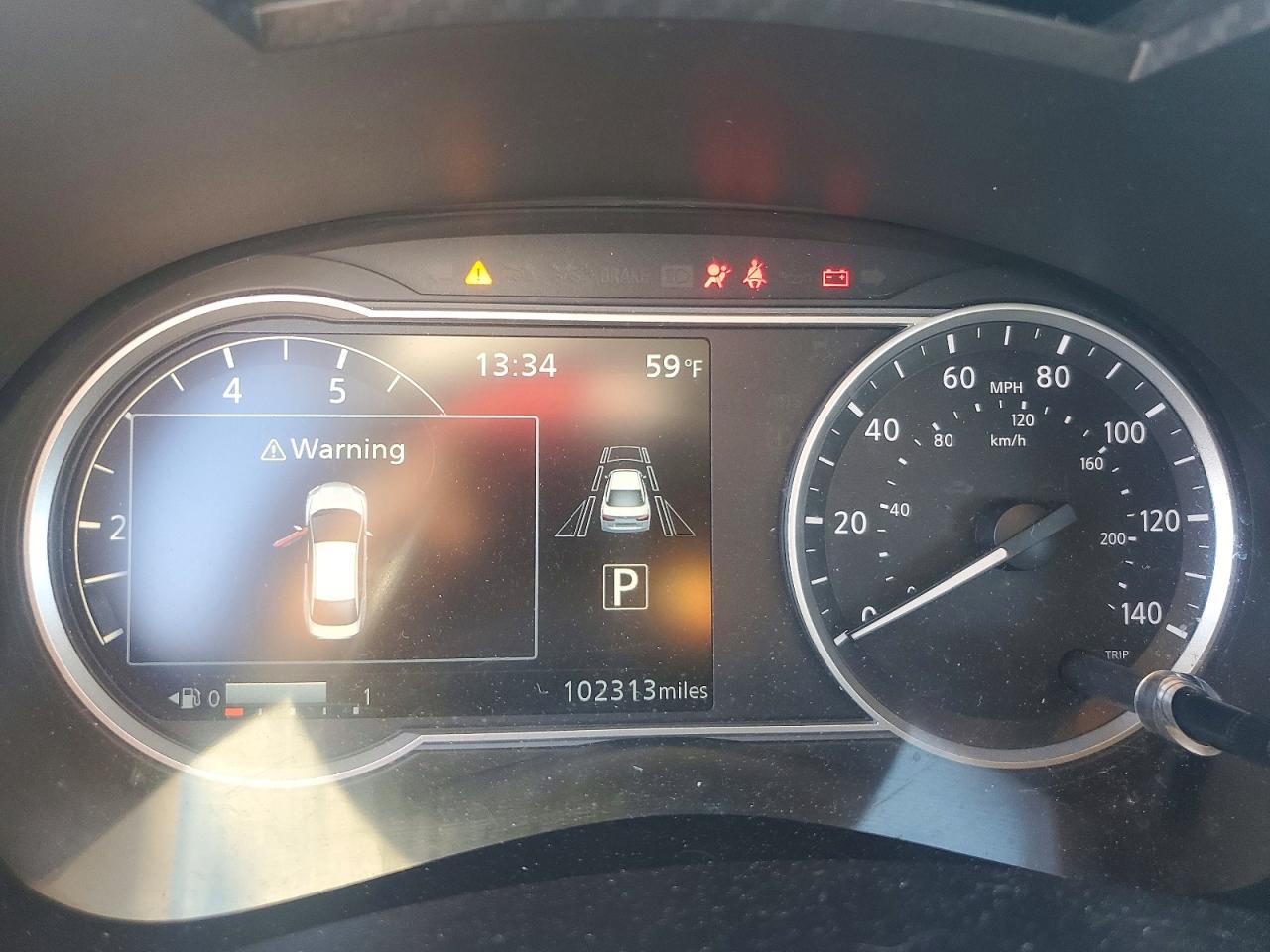 2020 NISSAN VERSA SV photo 17