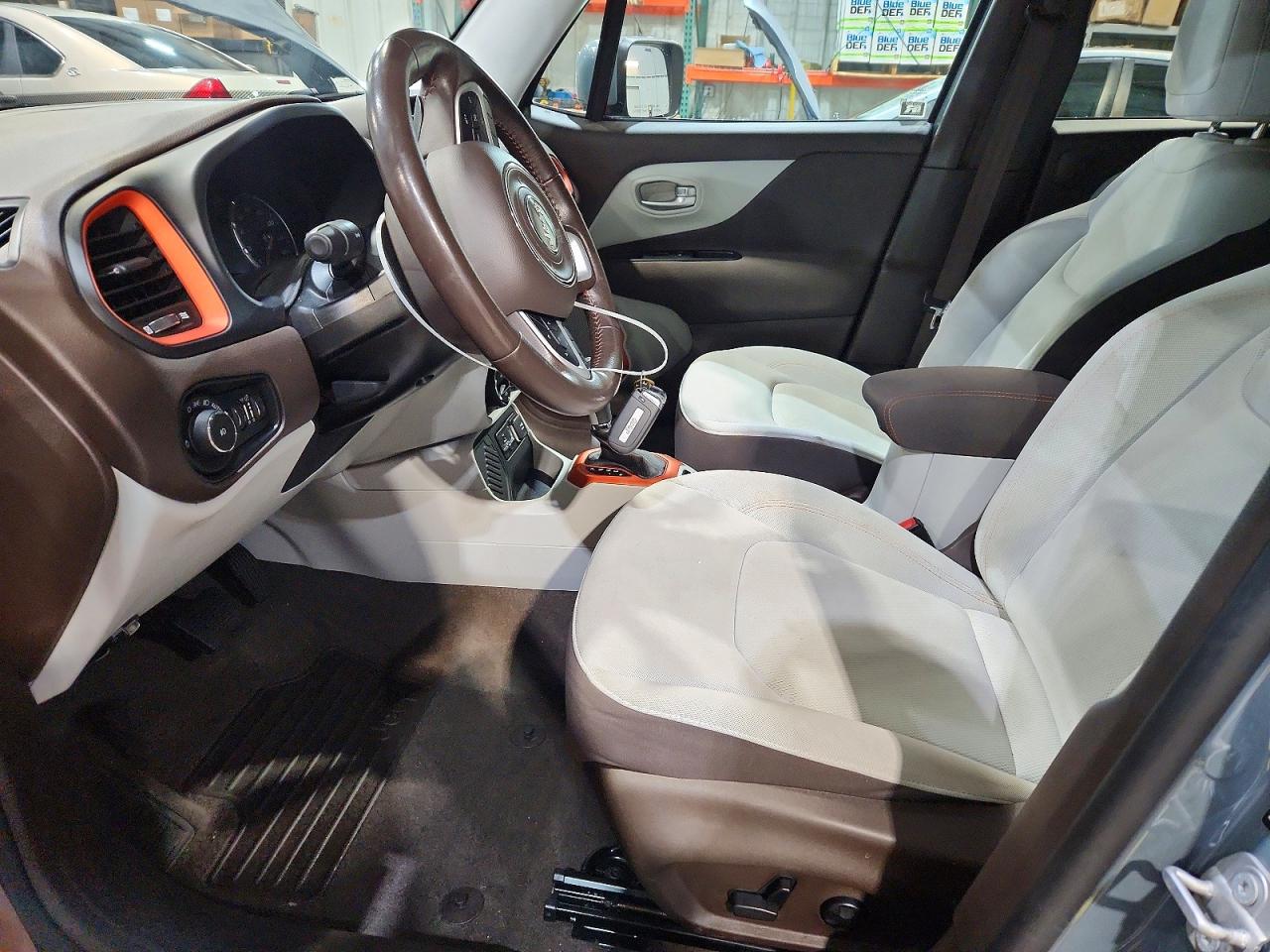 2017 JEEP RENEGADE LATITUDE photo 13