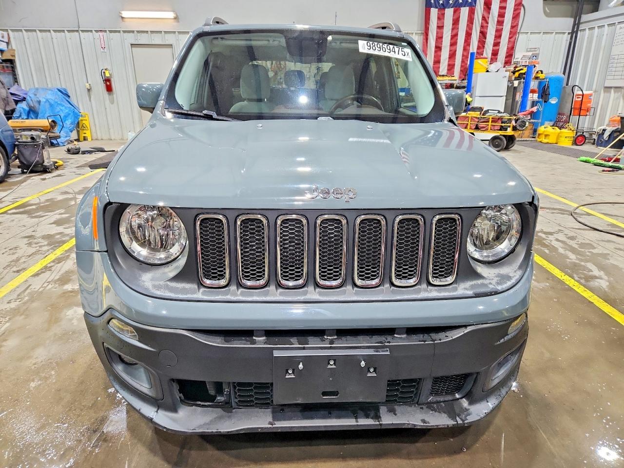 2017 JEEP RENEGADE LATITUDE photo 9