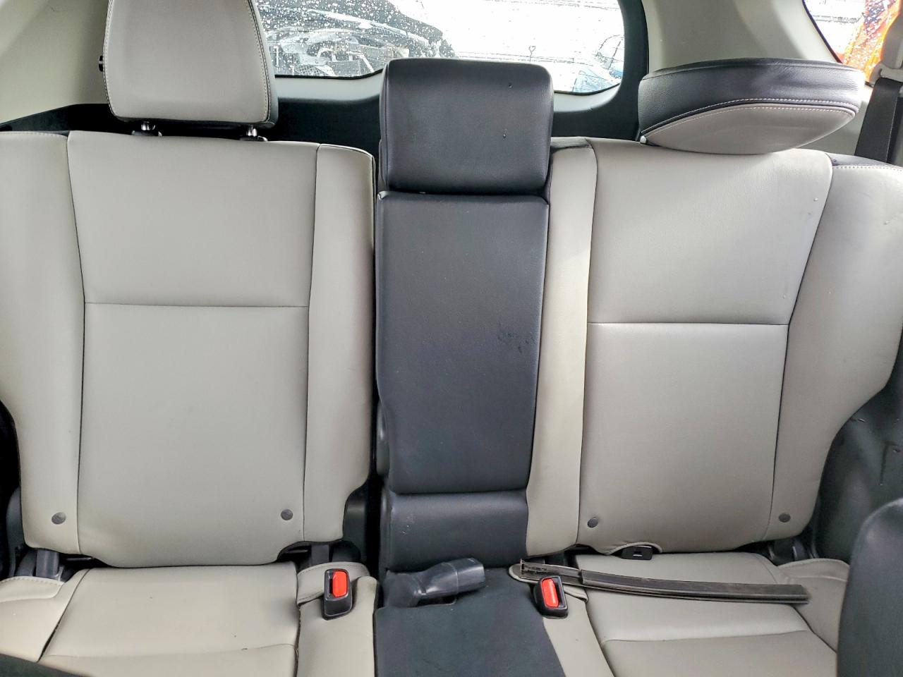 2017 TOYOTA RAV4 LIMITED photo 10
