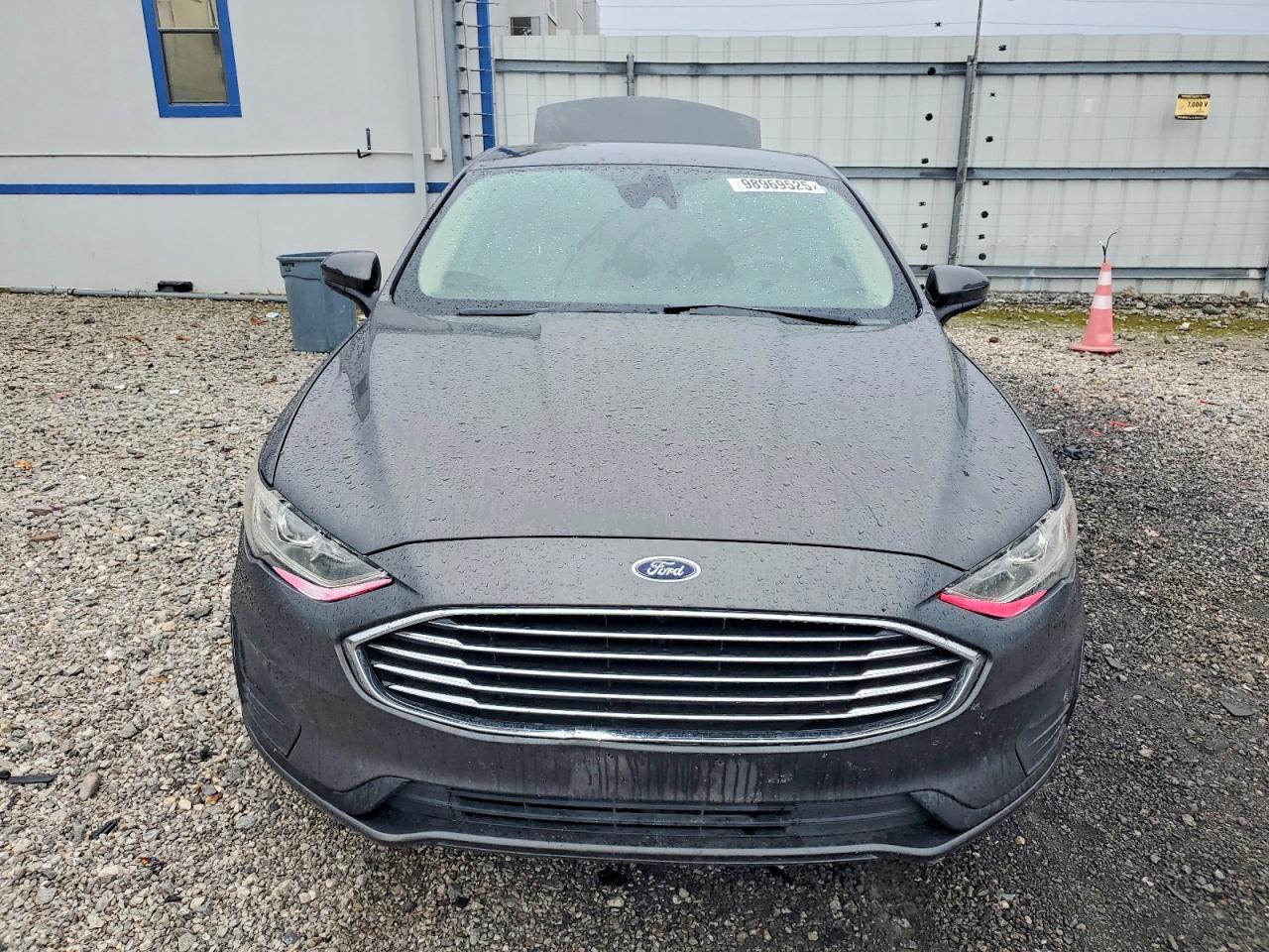 2020 FORD FUSION SE photo 9