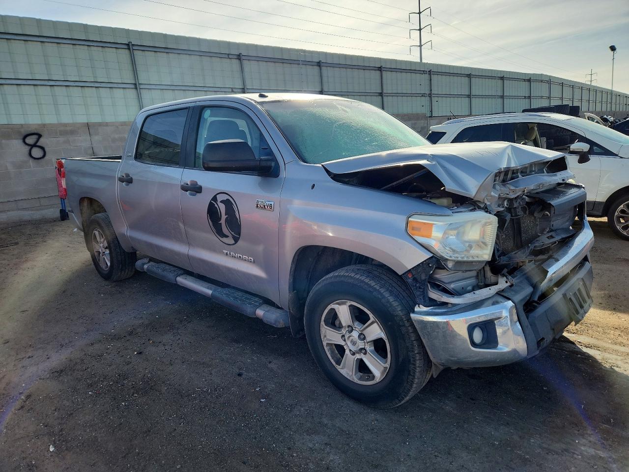 2014 TOYOTA TUNDRA CREWMAX SR5 photo 4
