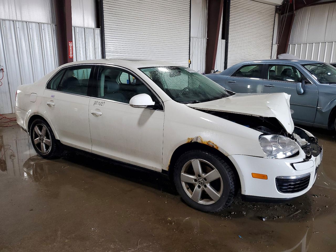 2008 VOLKSWAGEN JETTA SE photo 4