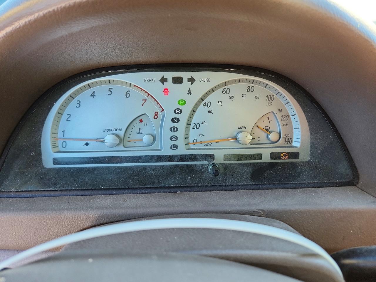 2003 TOYOTA CAMRY LE photo 9
