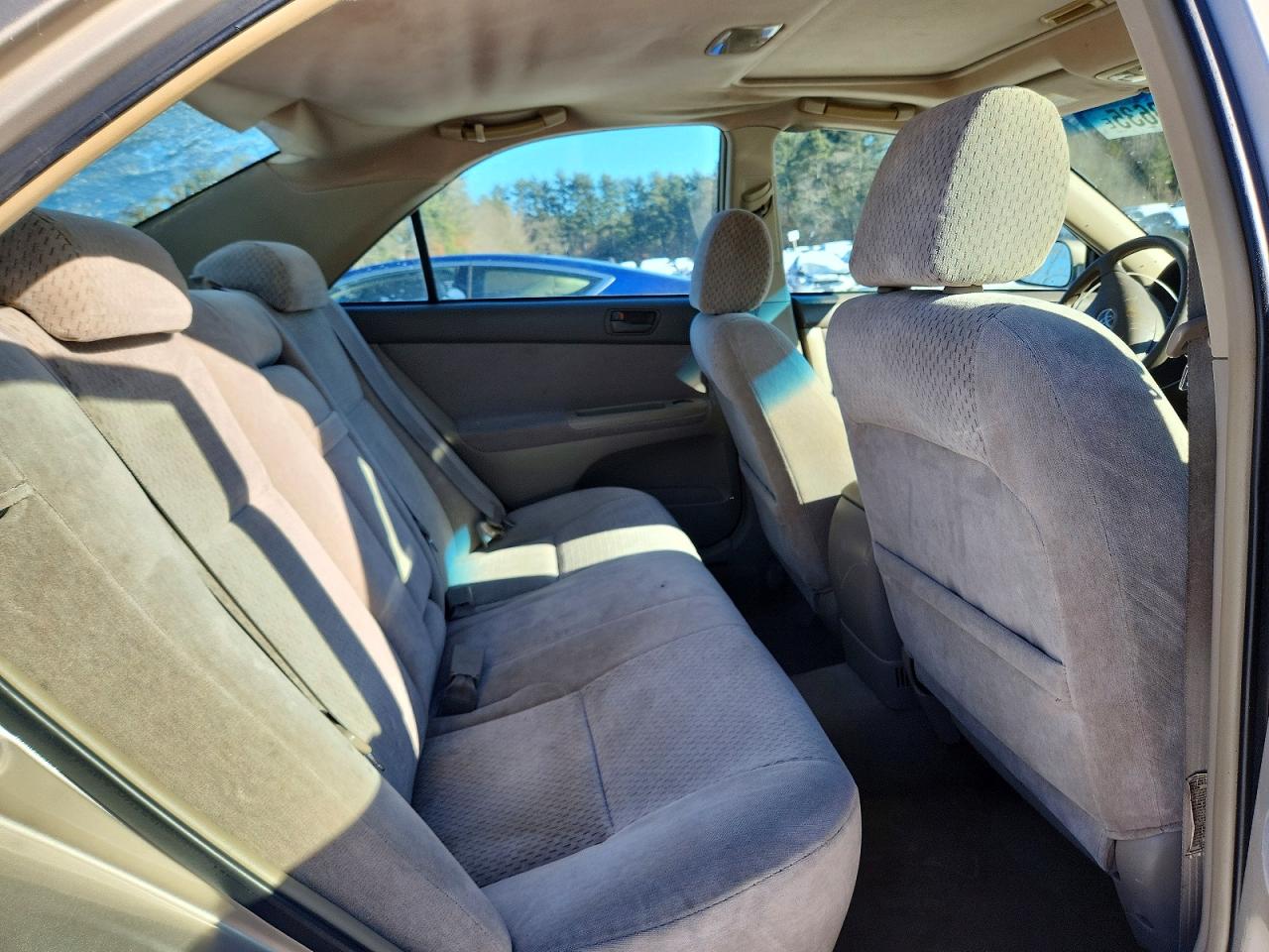 2003 TOYOTA CAMRY LE photo 10