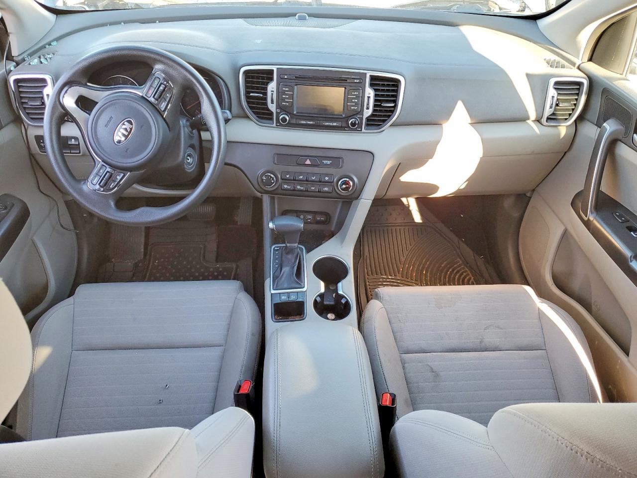2018 KIA SPORTAGE LX photo 8