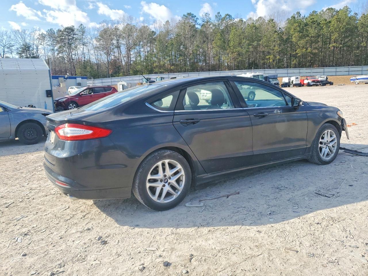 2014 FORD FUSION SE photo 3
