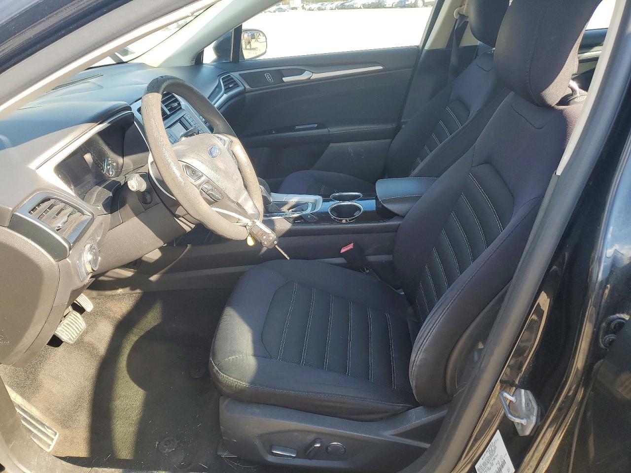 2014 FORD FUSION SE photo 7