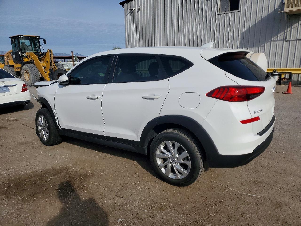 2020 HYUNDAI TUCSON SE photo 2