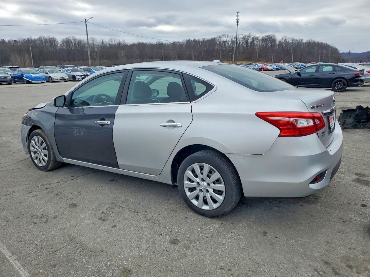 2016 NISSAN SENTRA S photo 2