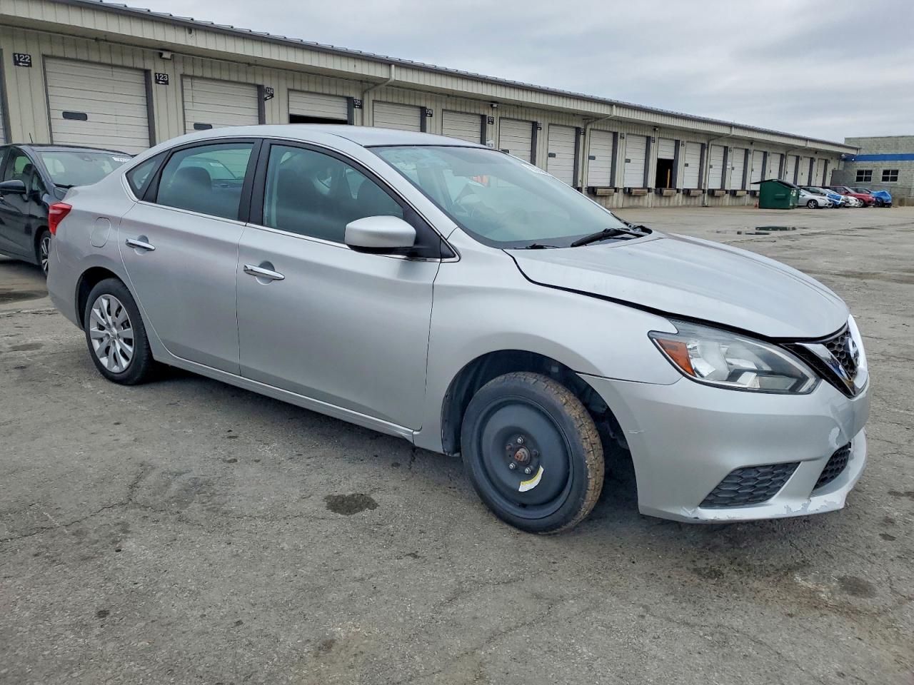2016 NISSAN SENTRA S photo 4