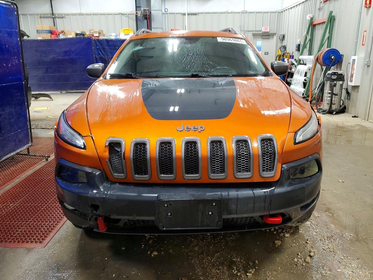 2015 JEEP CHEROKEE TRAILHAWK photo 5