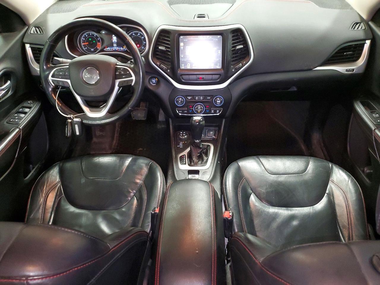 2015 JEEP CHEROKEE TRAILHAWK photo 8