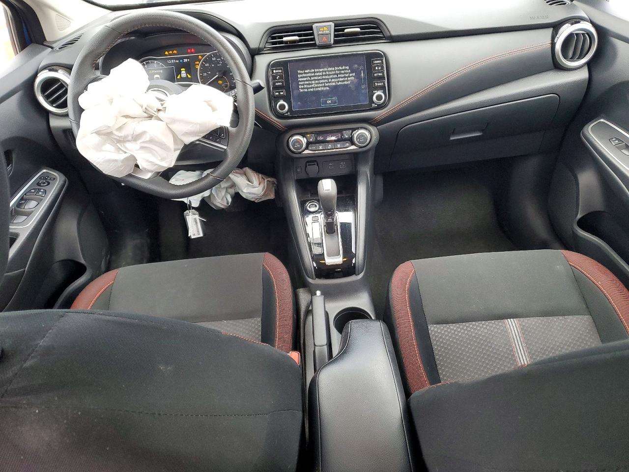 2024 NISSAN VERSA SR photo 8