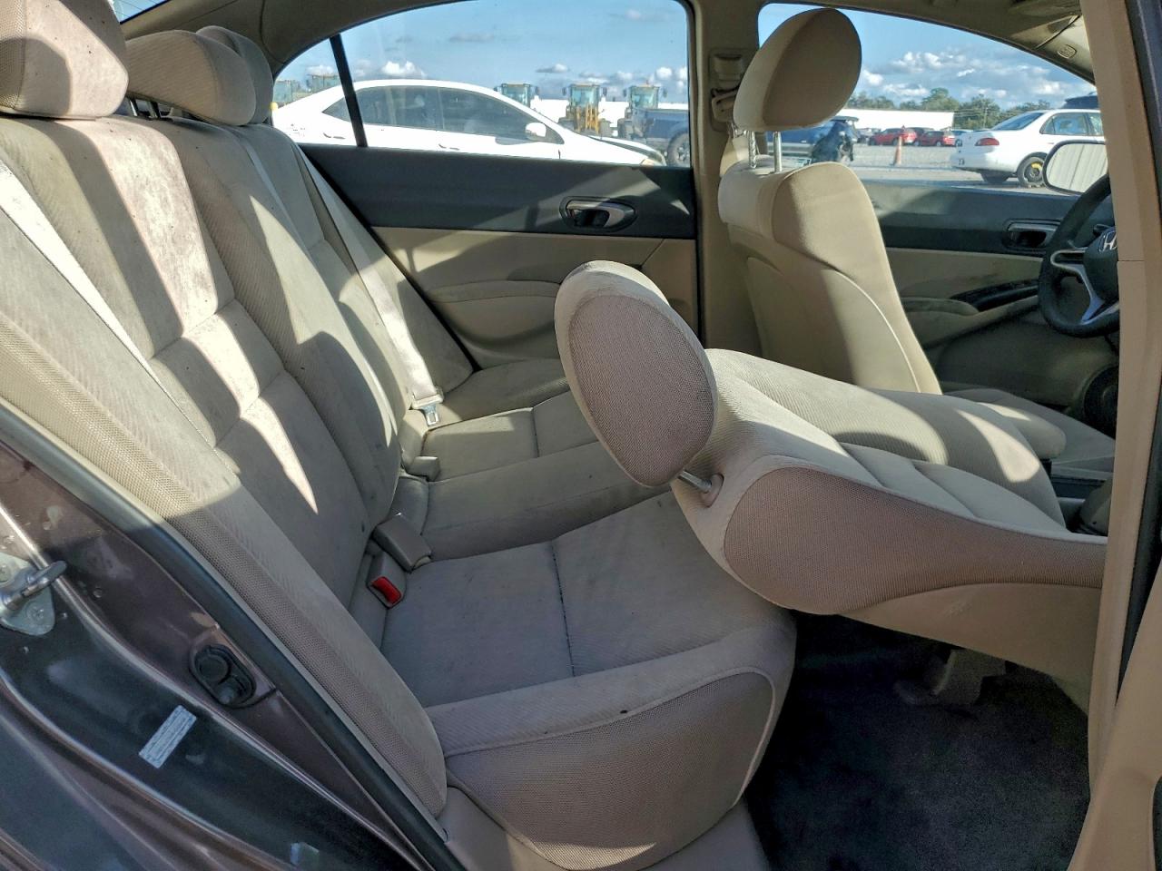 2010 HONDA CIVIC LX photo 19