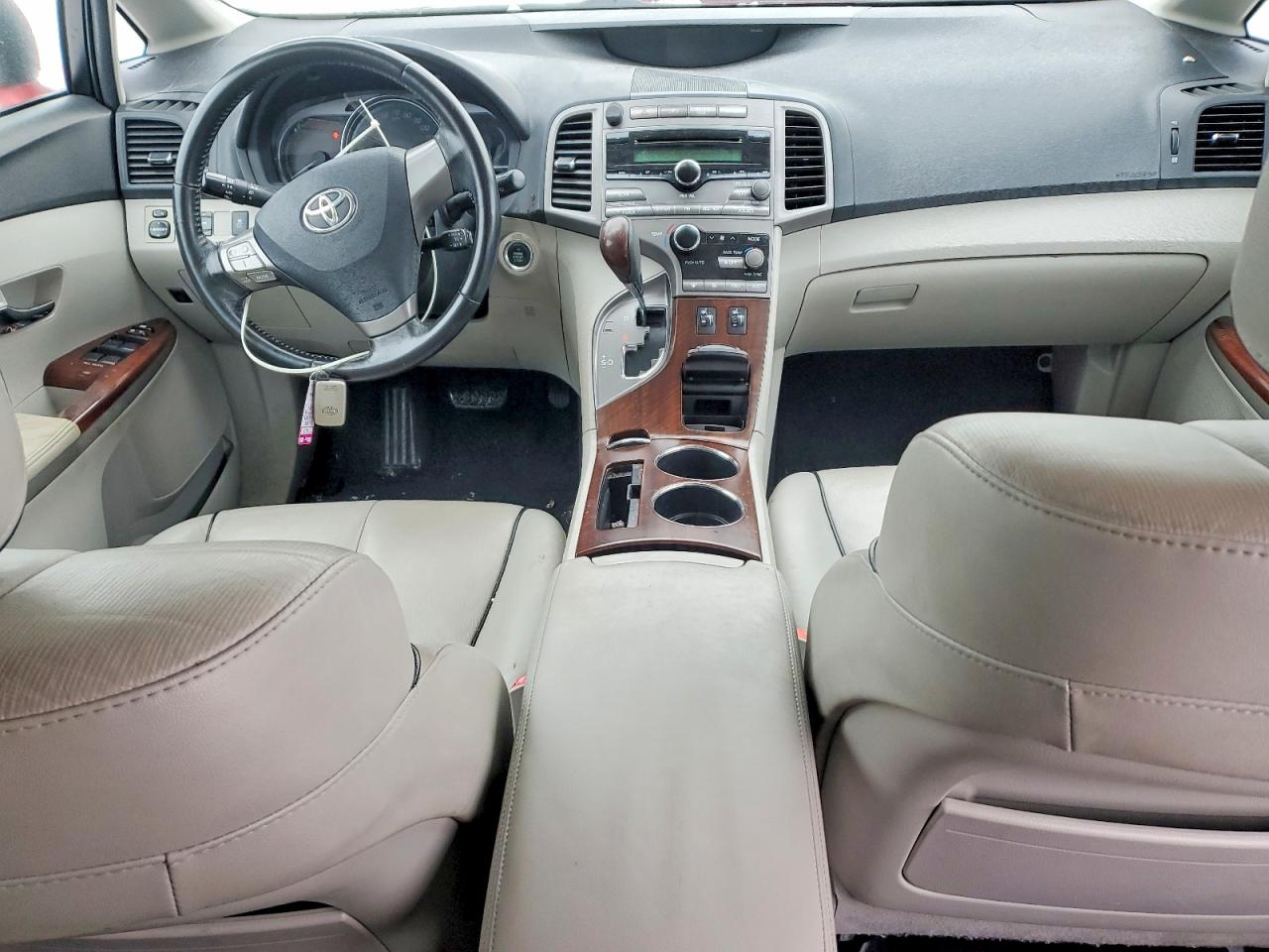 2009 TOYOTA VENZA photo 8
