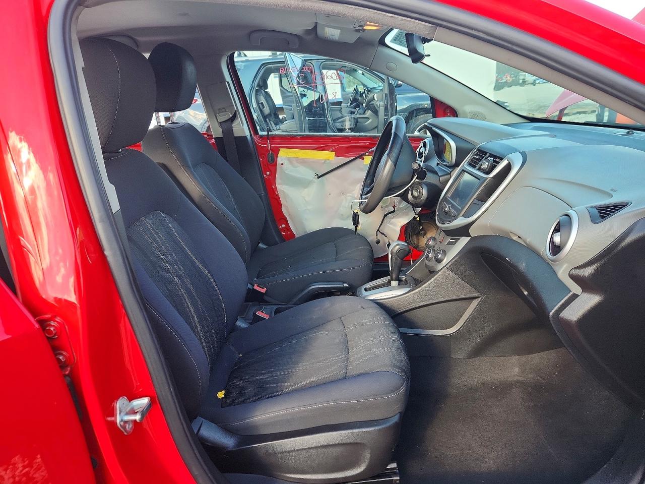 2017 CHEVROLET SONIC LT photo 7