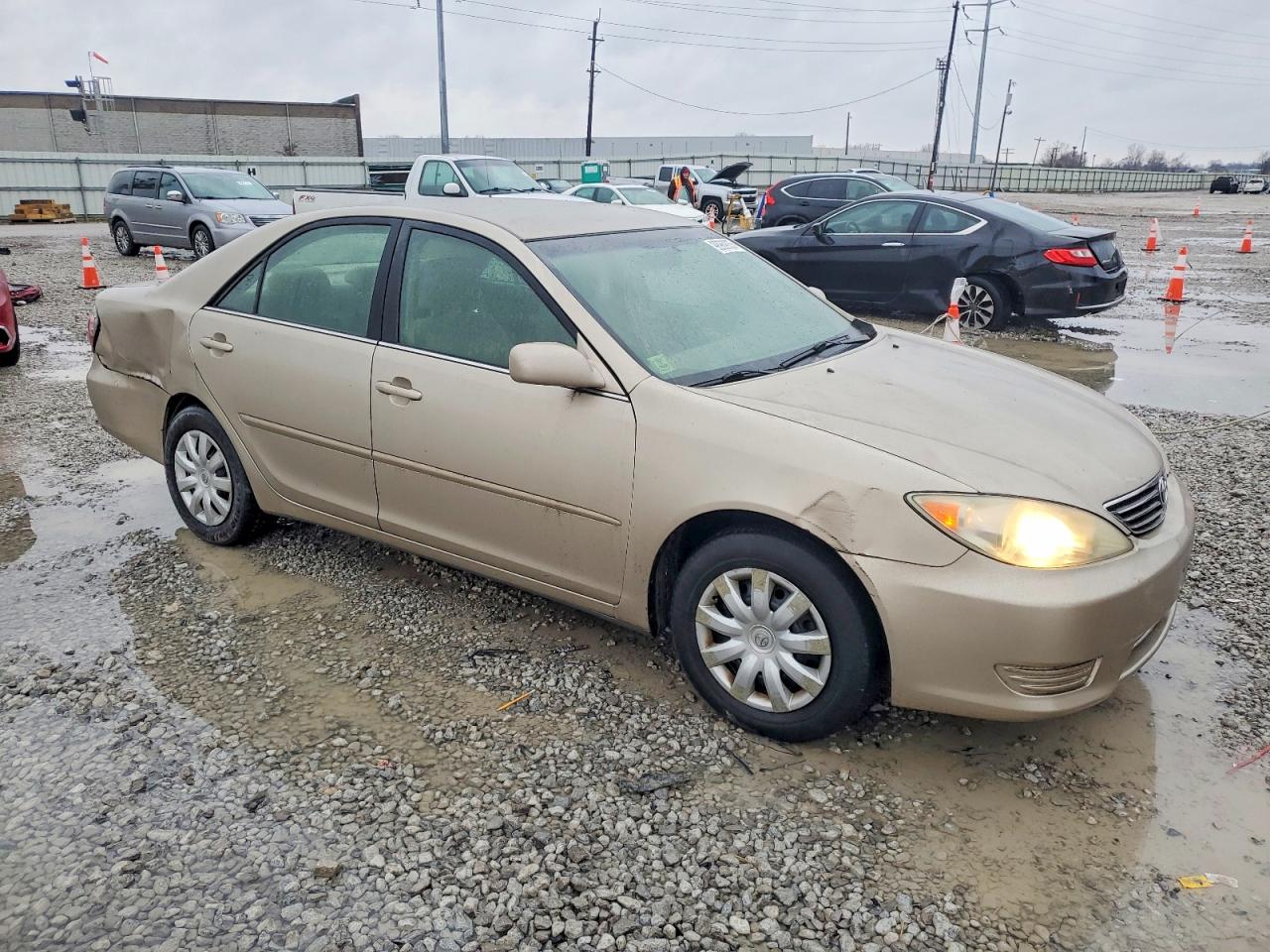 2005 TOYOTA CAMRY photo 7