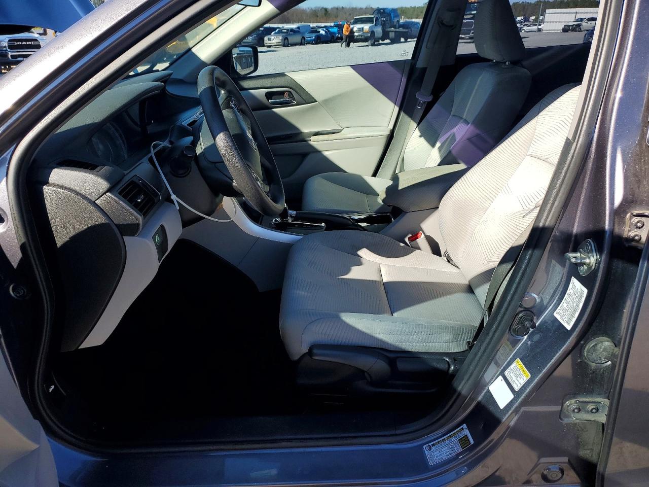 2014 HONDA ACCORD LX photo 7