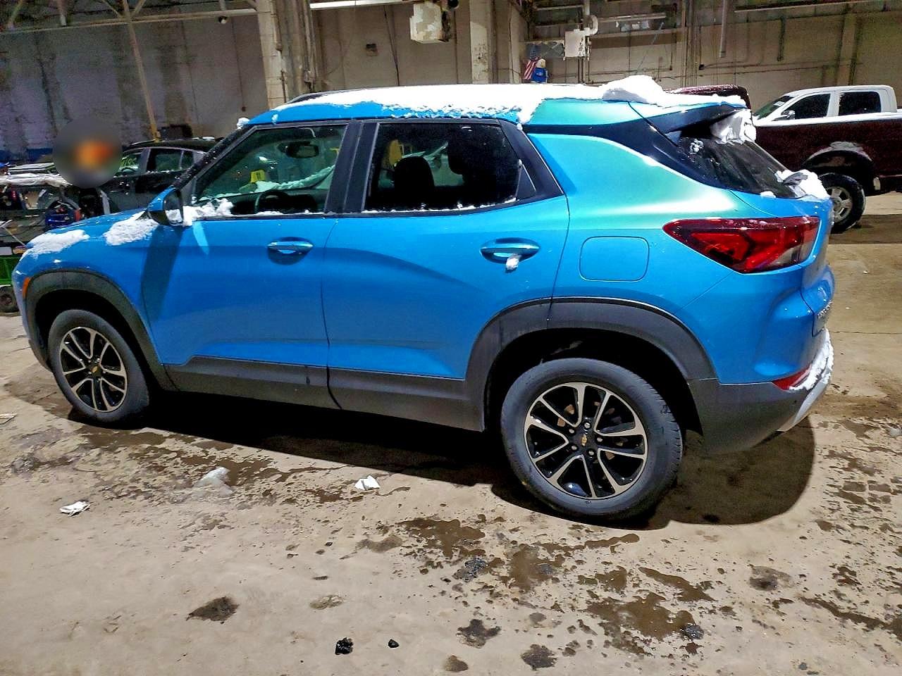 2025 CHEVROLET TRAILBLAZER LT photo 2