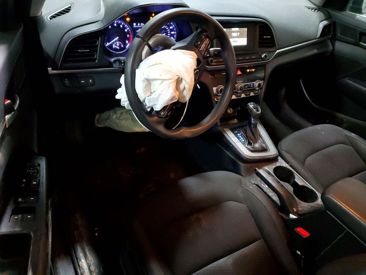 2020 HYUNDAI ELANTRA SE photo 15
