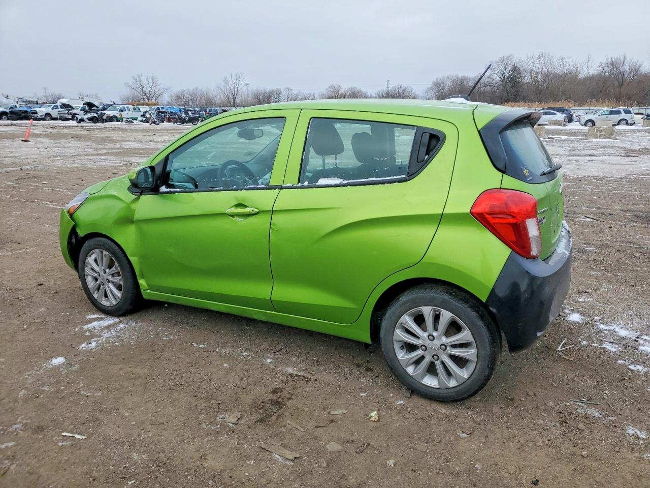 2016 CHEVROLET SPARK 1LT photo 3