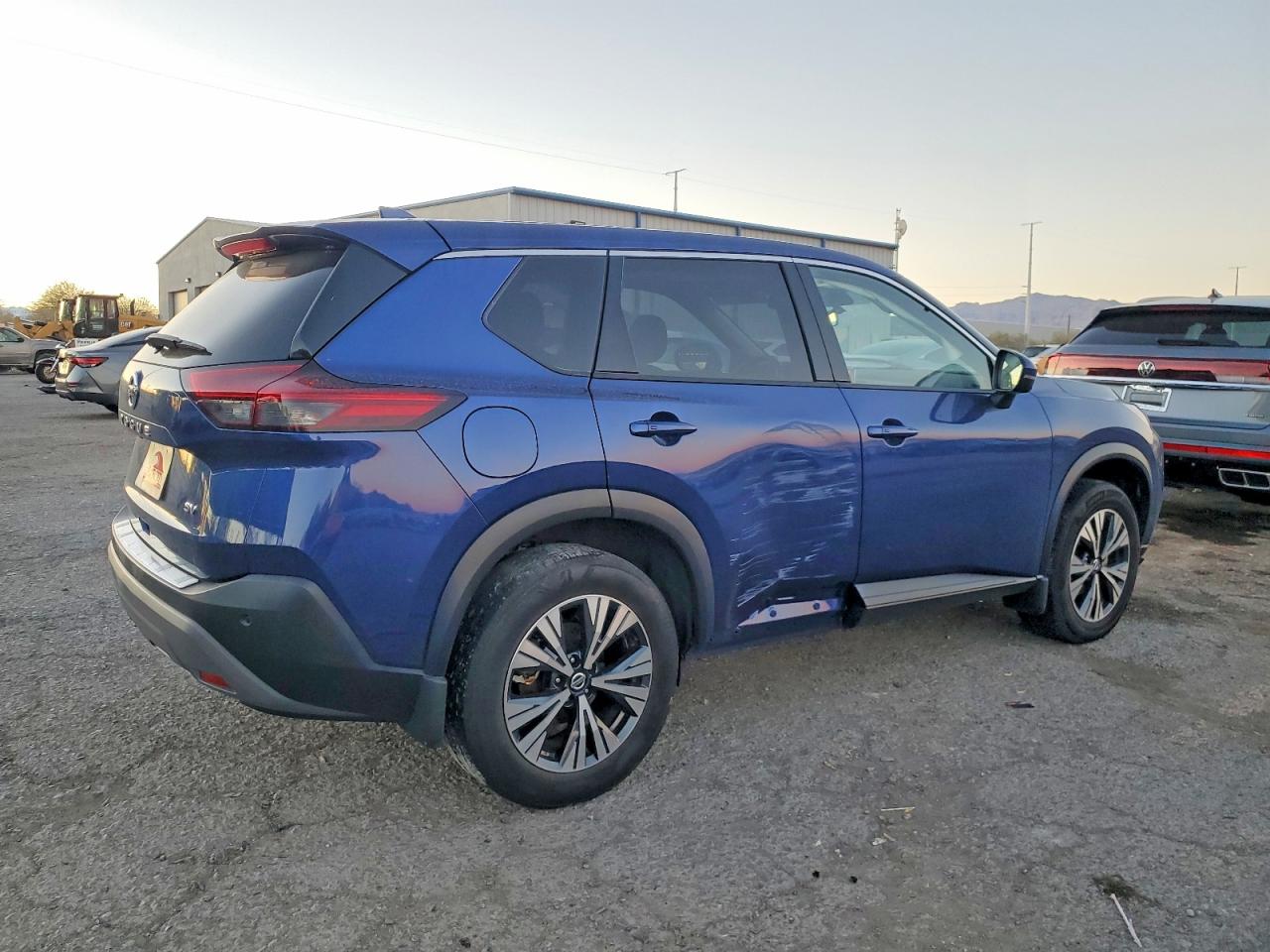 2021 NISSAN ROGUE SV photo 3