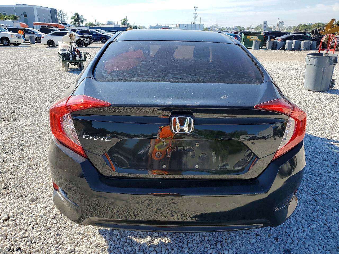 2016 HONDA CIVIC LX photo 11