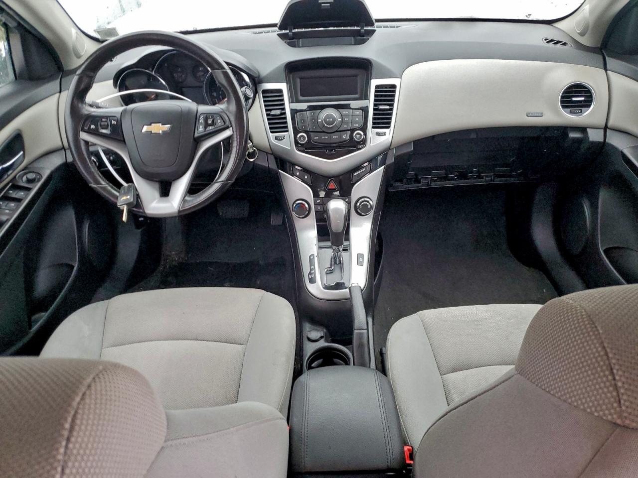 2014 CHEVROLET CRUZE LT photo 8