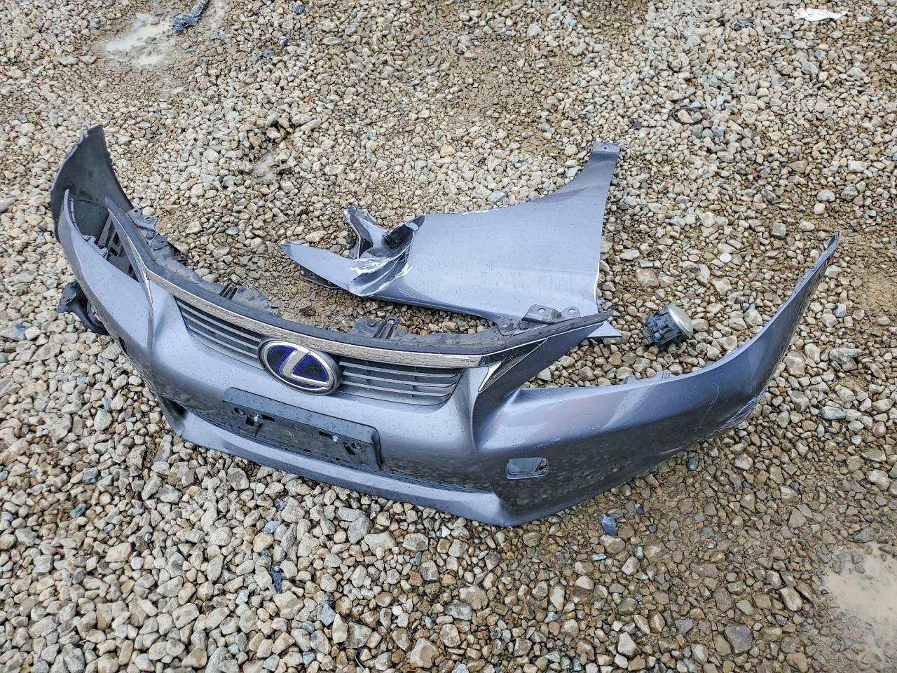 2013 LEXUS CT 200 photo 12
