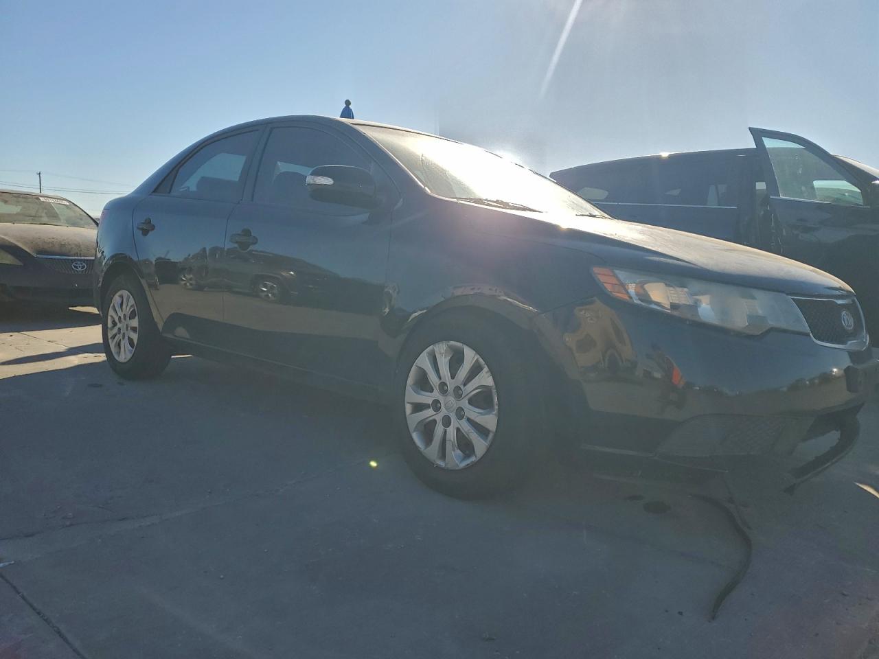 2010 KIA FORTE EX photo 7