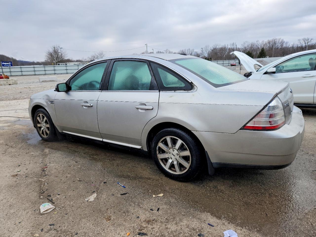 2008 FORD TAURUS SEL photo 4