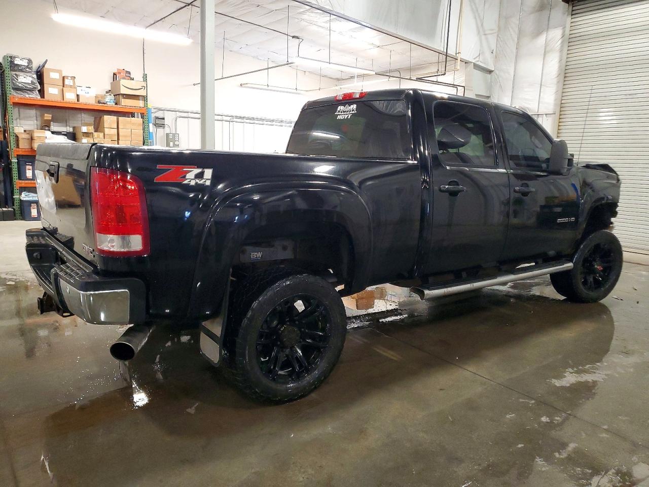 2011 GMC SIERRA K2500 SLT photo 3