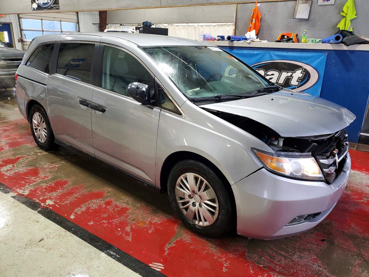 2016 HONDA ODYSSEY LX photo 4