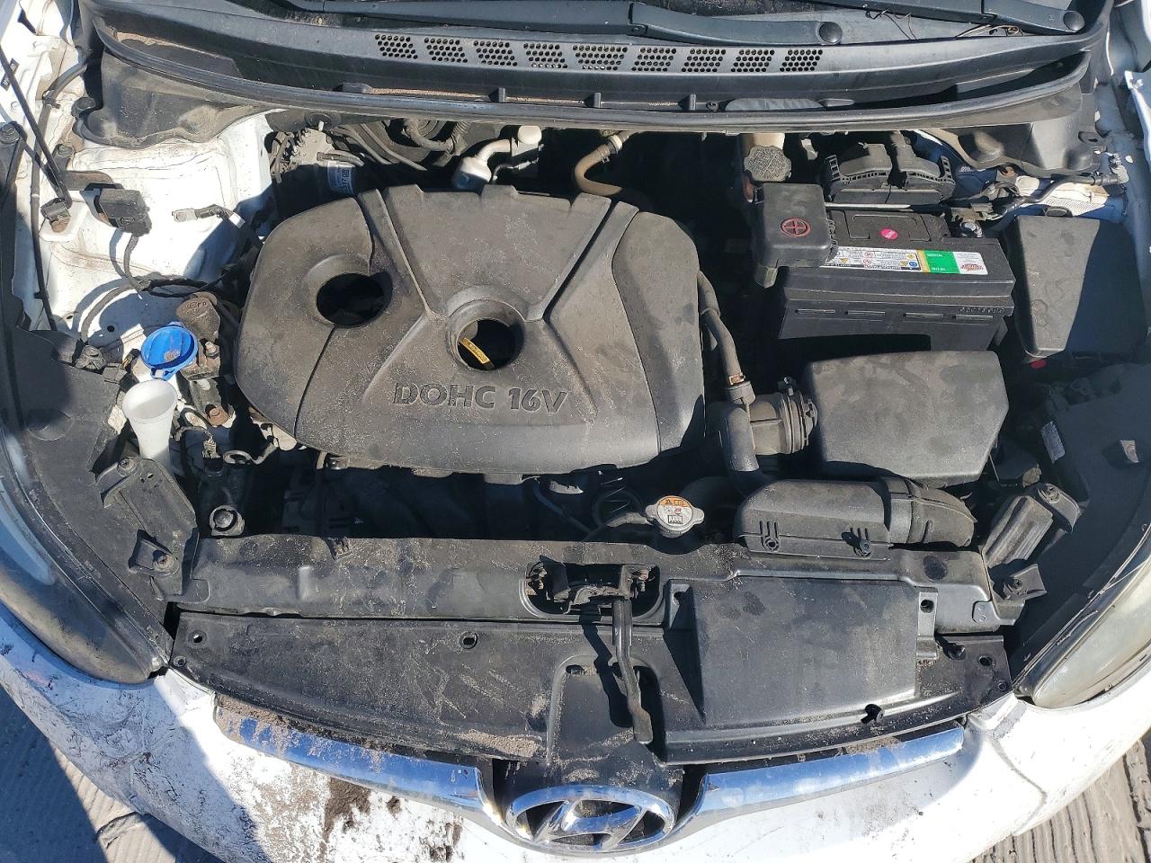 2016 HYUNDAI ELANTRA SE photo 11
