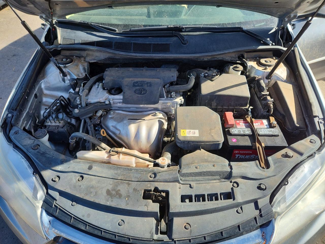 2017 TOYOTA CAMRY LE photo 11