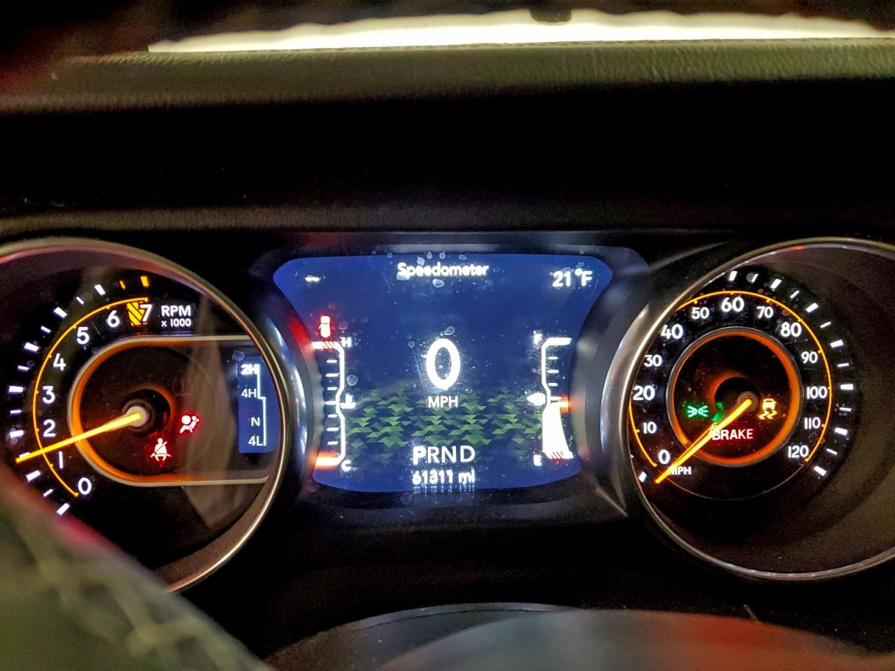 2018 JEEP WRANGLER UNLIMITED SAHARA photo 9