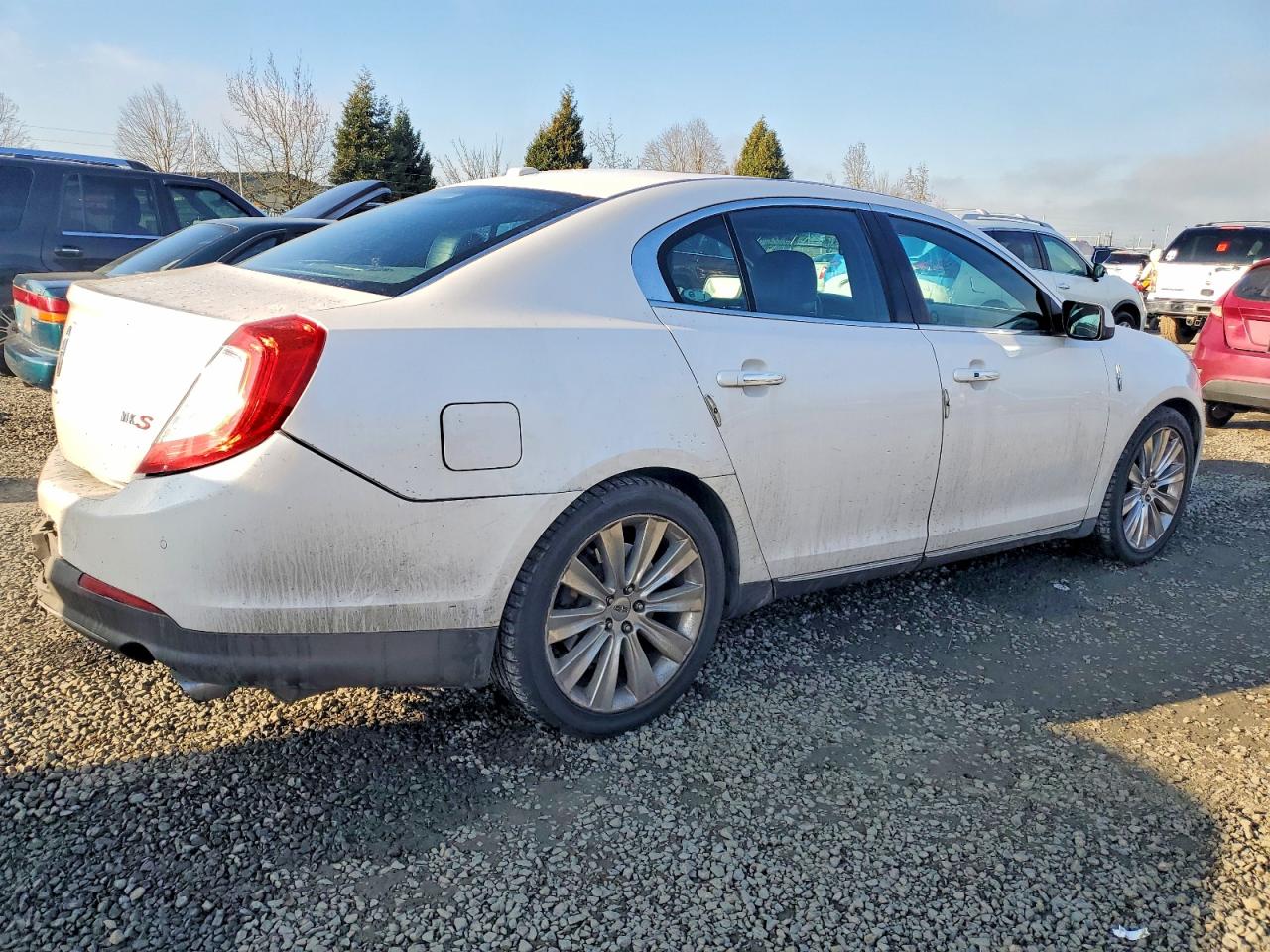 2013 LINCOLN MKS photo 3