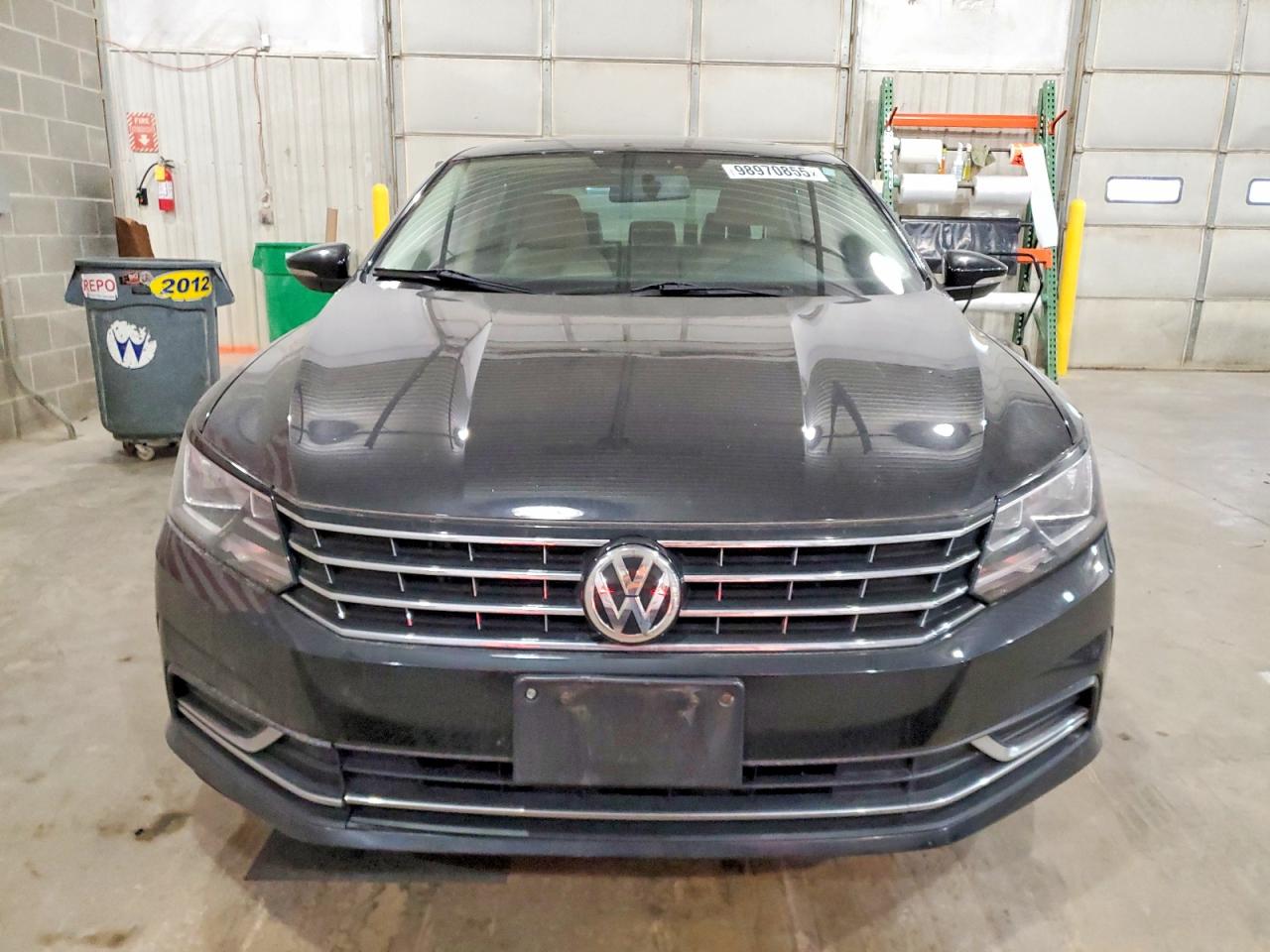 2019 VOLKSWAGEN PASSAT WOLFSBURG photo 5