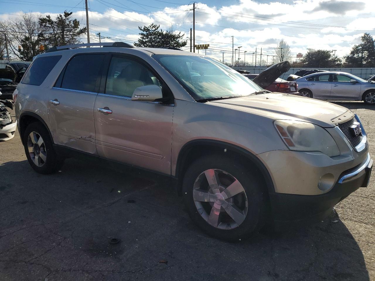 2011 GMC ACADIA SLT-1 photo 4