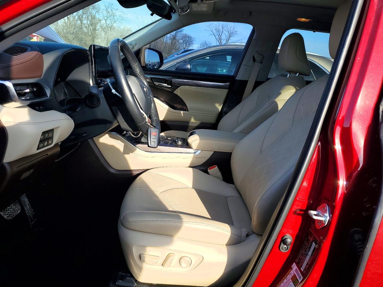 2021 TOYOTA HIGHLANDER PLATINUM photo 7