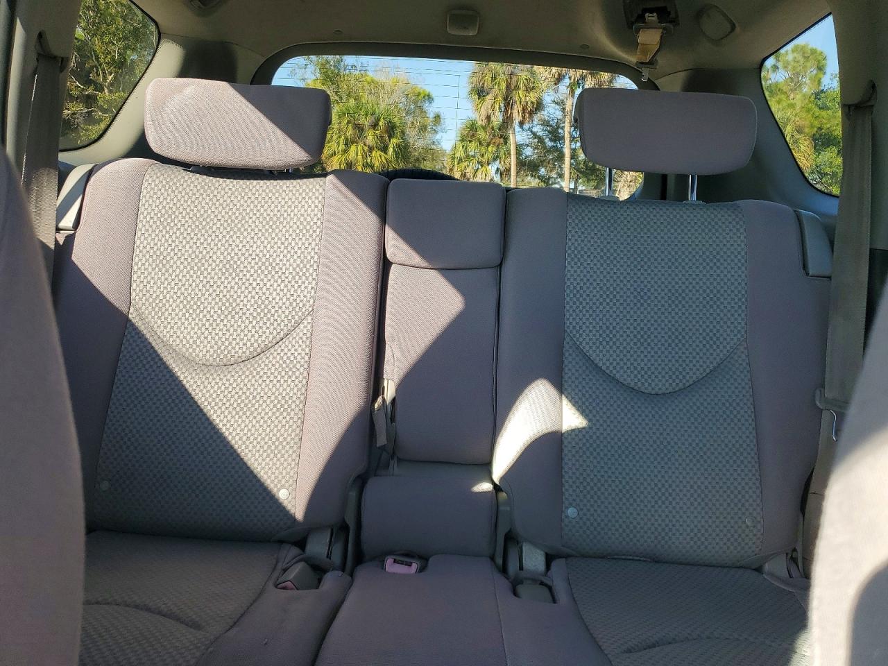 2006 TOYOTA RAV4 photo 10