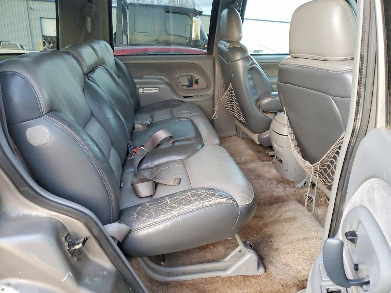 2000 CHEVROLET TAHOE K1500 photo 10