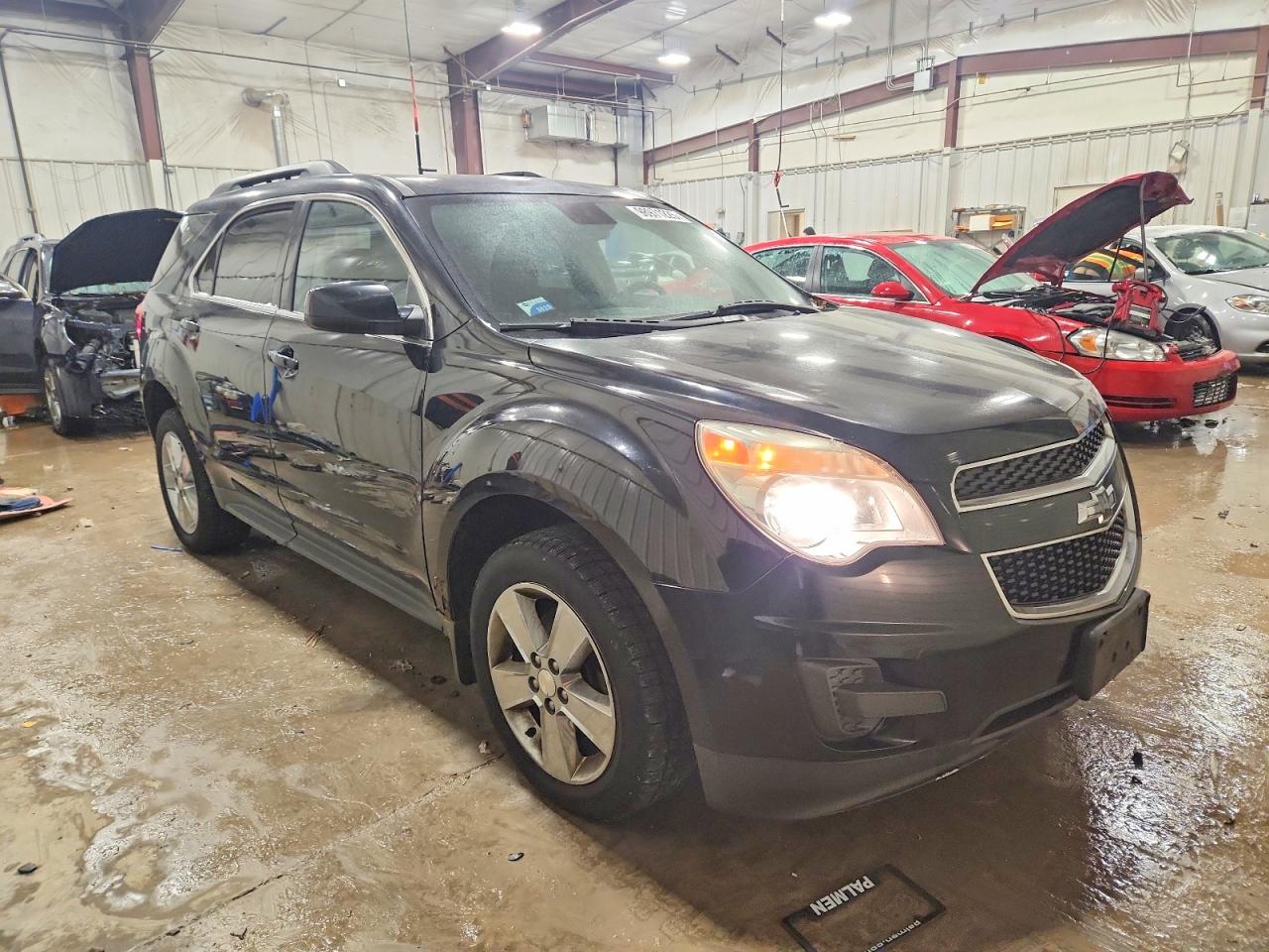 2013 CHEVROLET EQUINOX LT photo 4