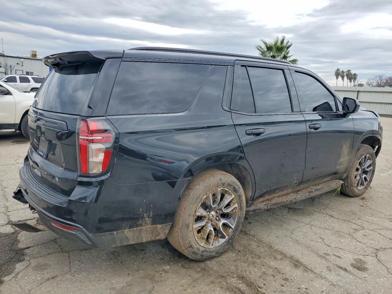 2022 CHEVROLET TAHOE K1500 LS photo 3