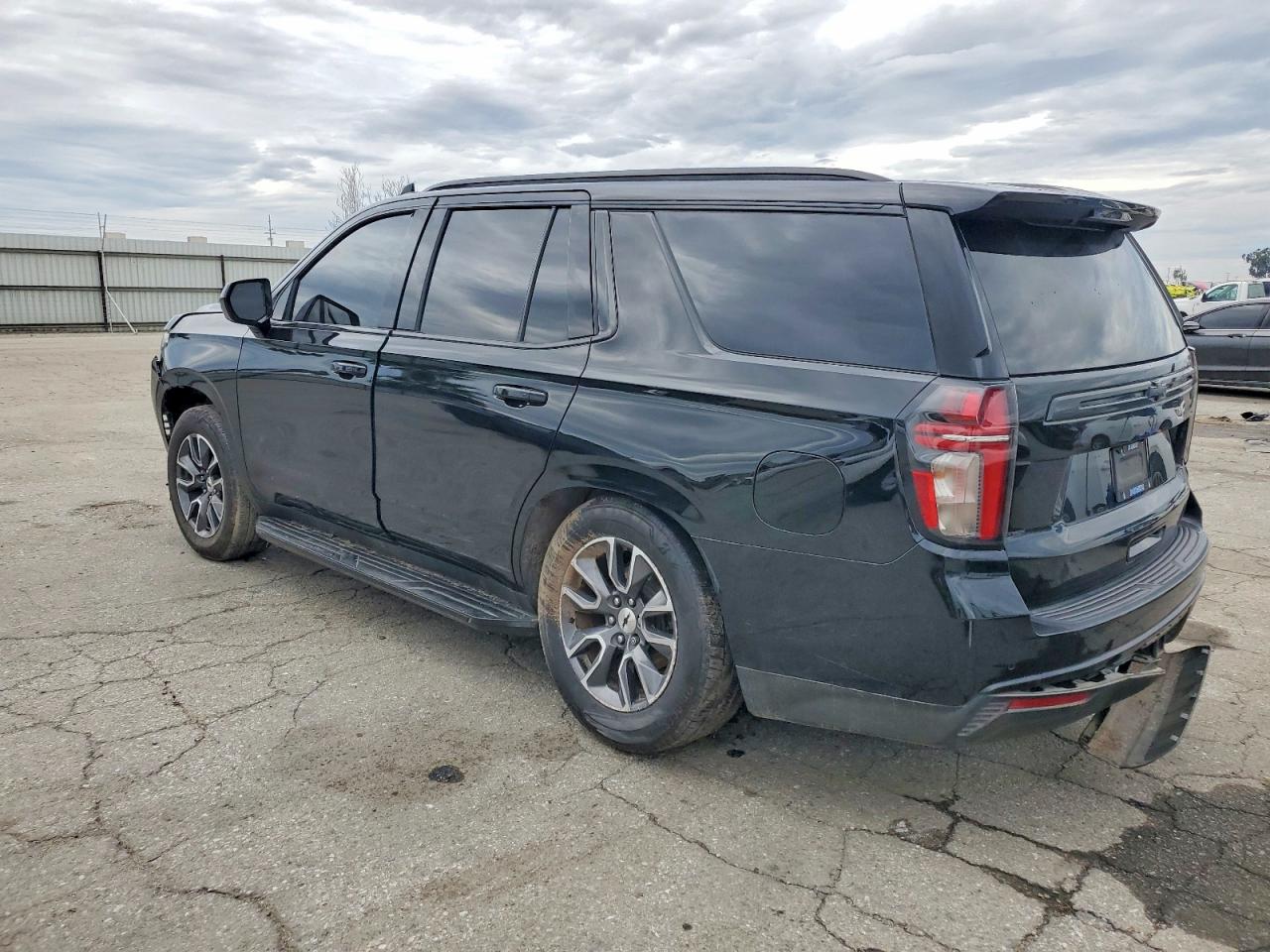 2022 CHEVROLET TAHOE K1500 LS photo 2