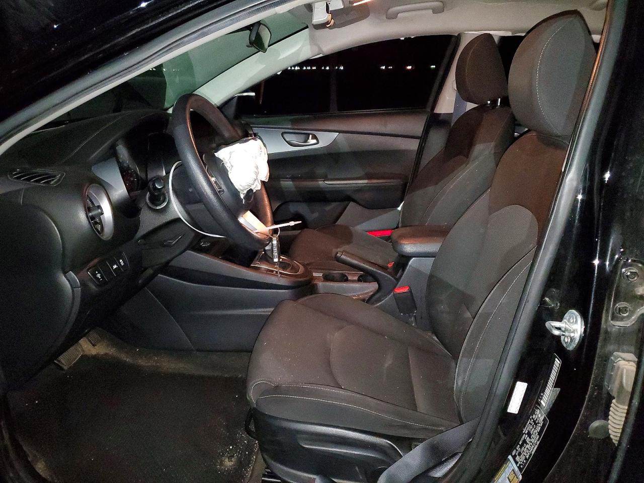 2020 KIA FORTE FE photo 7