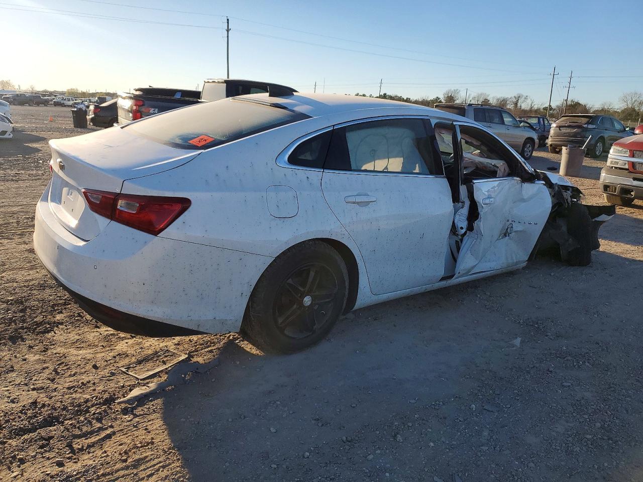 2020 CHEVROLET MALIBU LS photo 5