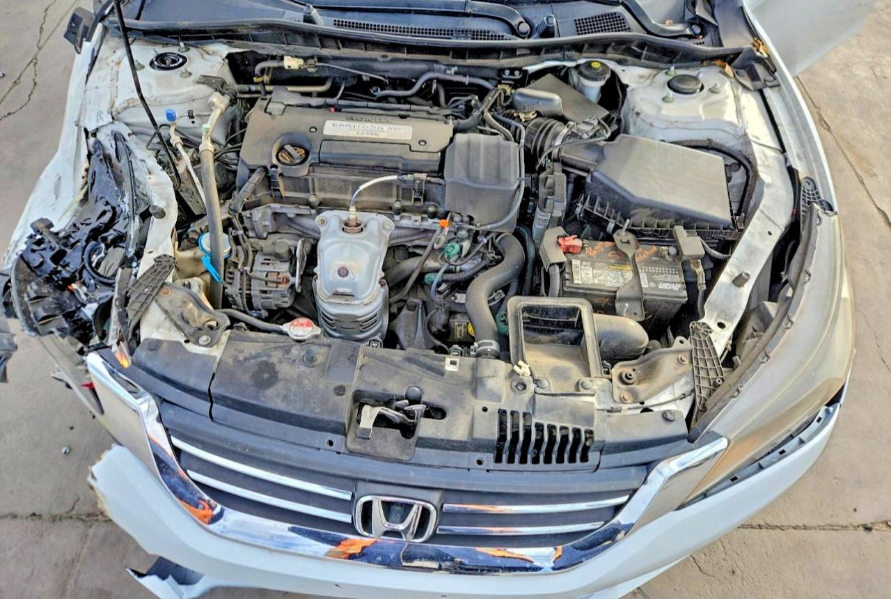 2014 HONDA ACCORD LX photo 11